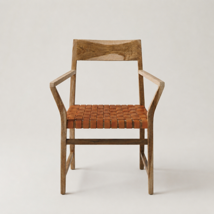 SILLA DE COMEDOR CON APOYABRAZOS ASIENTO EN CUERO